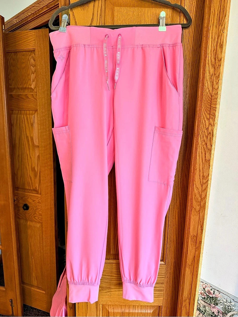 Med Couture Pink Jogger Pants Size Medium Like New